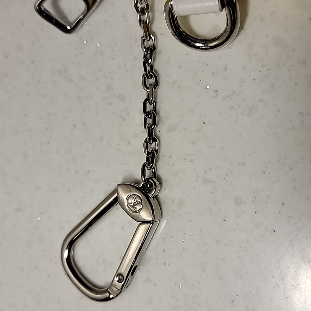Authentic Louis Vuitton x Virgil Abloh  Limited Edition 🔑 Key cles COA - Picture 2 of 13